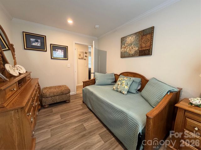 4958 Grapevine Road, Marshall, NC 28753