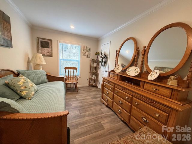 4958 Grapevine Road, Marshall, NC 28753