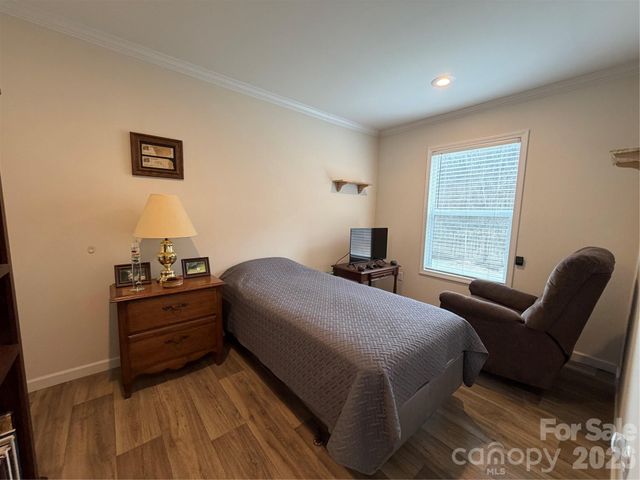 4958 Grapevine Road, Marshall, NC 28753