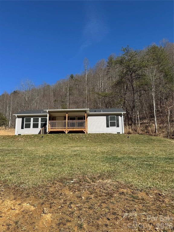 4958 Grapevine Road, Marshall, NC 28753