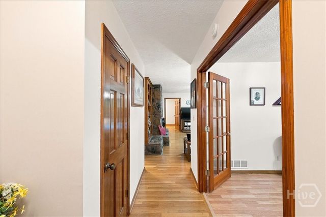 115 Crestwood Drive, Athens, GA 30605