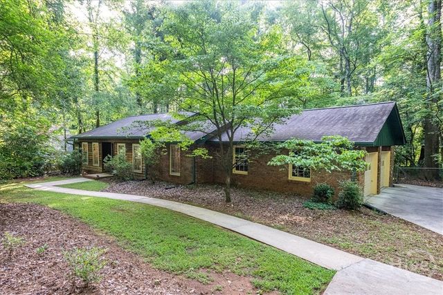 115 Crestwood Drive, Athens, GA 30605