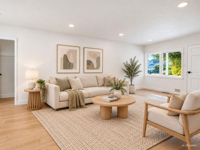 21692 Westfield Ave, Hayward, CA 94541