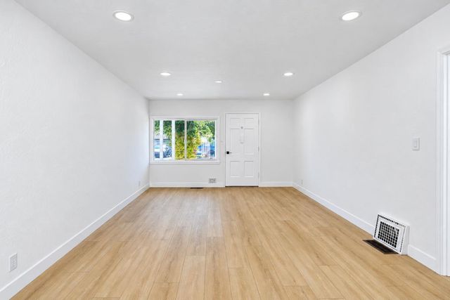 21692 Westfield Ave, Hayward, CA 94541