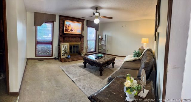 617 Lufkin Circle, Fayetteville, NC 28311