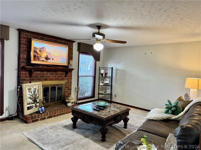 617 Lufkin Circle, Fayetteville, NC 28311