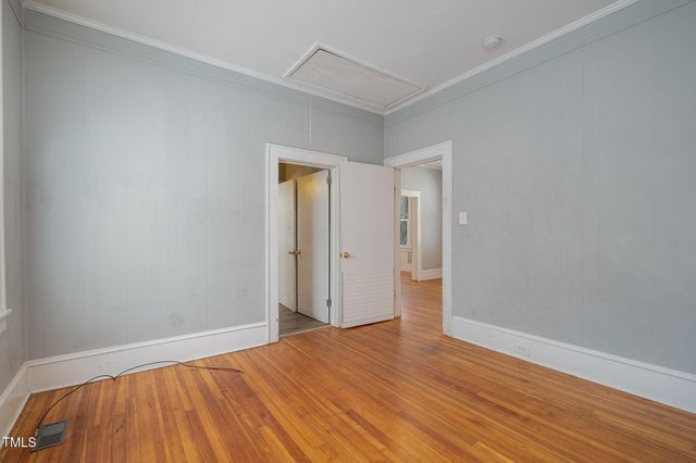 907 Holloway Street, Durham, NC 27701