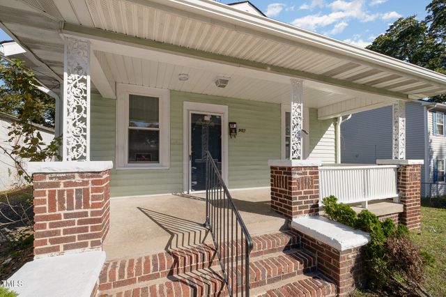 907 Holloway Street, Durham, NC 27701