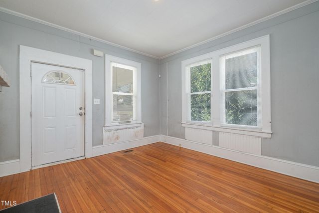 907 Holloway Street, Durham, NC 27701