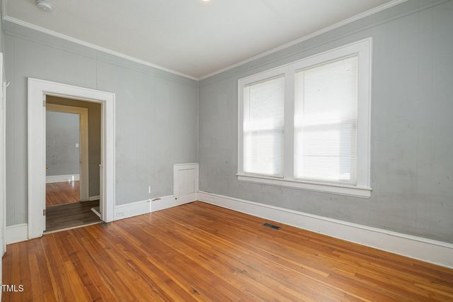 907 Holloway Street, Durham, NC 27701