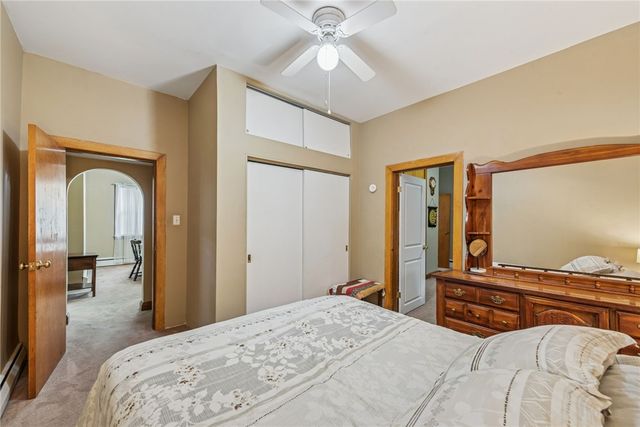 310 Bungalow Rd, Unity Twp, PA 15670