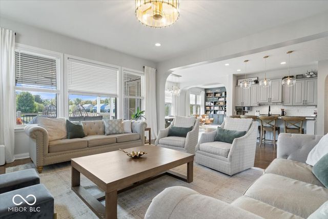 11256 E High Grove Circle, Zionsville, IN 46077