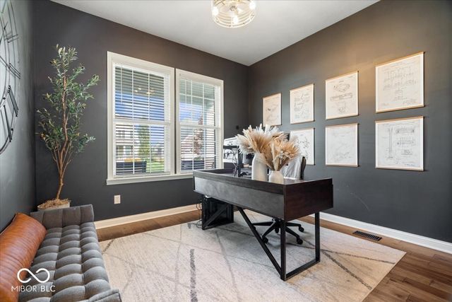 11256 E High Grove Circle, Zionsville, IN 46077