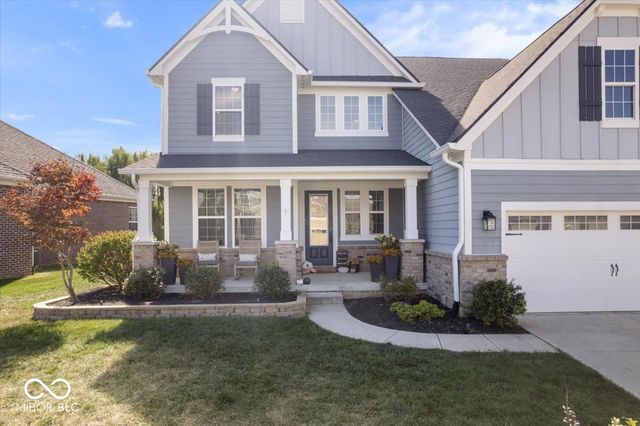11256 E High Grove Circle, Zionsville, IN 46077