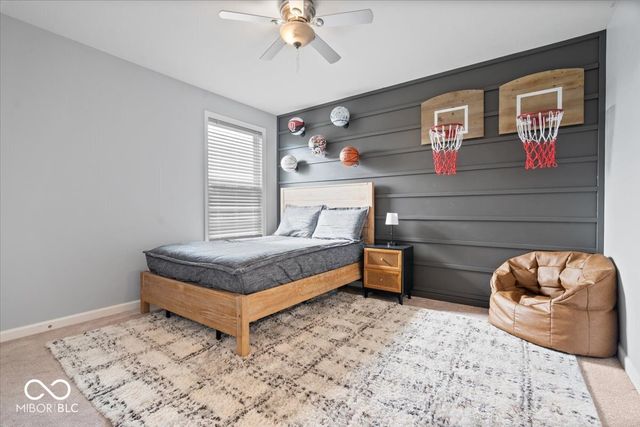 11256 E High Grove Circle, Zionsville, IN 46077