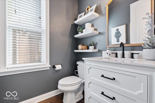 11256 E High Grove Circle, Zionsville, IN 46077