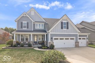 11256 E High Grove Circle, Zionsville, IN 46077