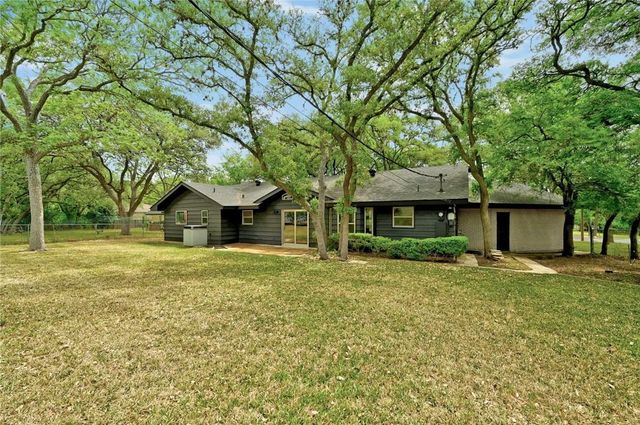 608 Franklin DR, San Marcos, TX 78666