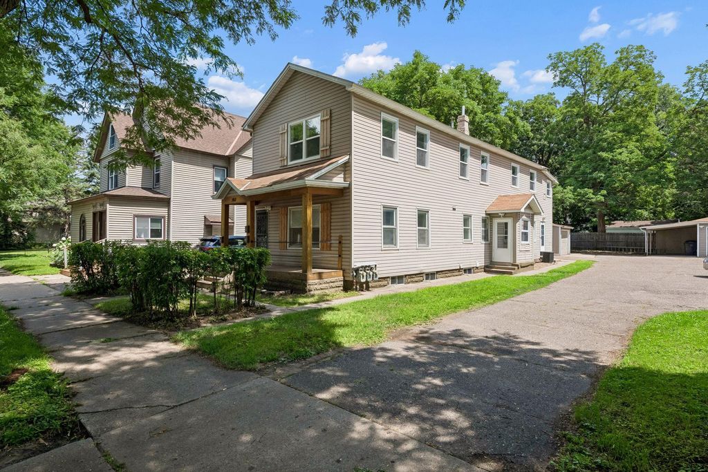 1411 Grand Street NE, Minneapolis, MN 55413