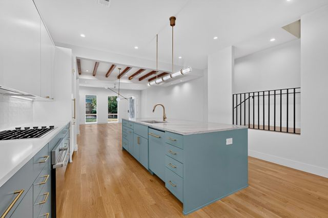 5012 Mission Avenue, Dallas, TX 75206