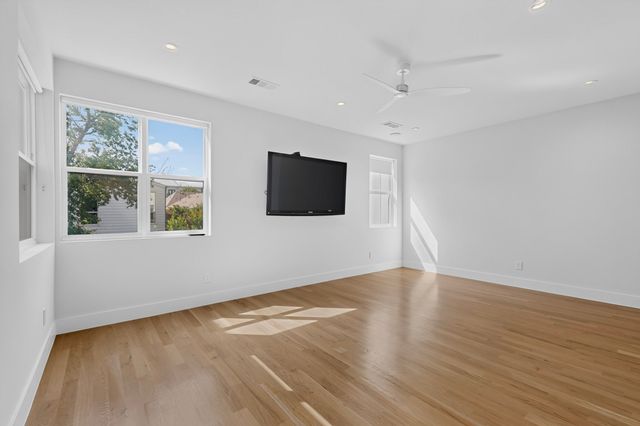 5012 Mission Avenue, Dallas, TX 75206