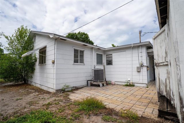 6275 3RD AVENUE S, St Petersburg, FL 33707