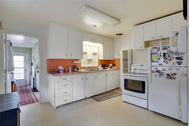 6275 3RD AVENUE S, St Petersburg, FL 33707