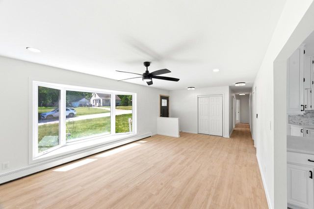 1100 Alfred STREET, Brookfield, WI 53005