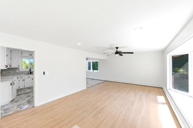 1100 Alfred STREET, Brookfield, WI 53005
