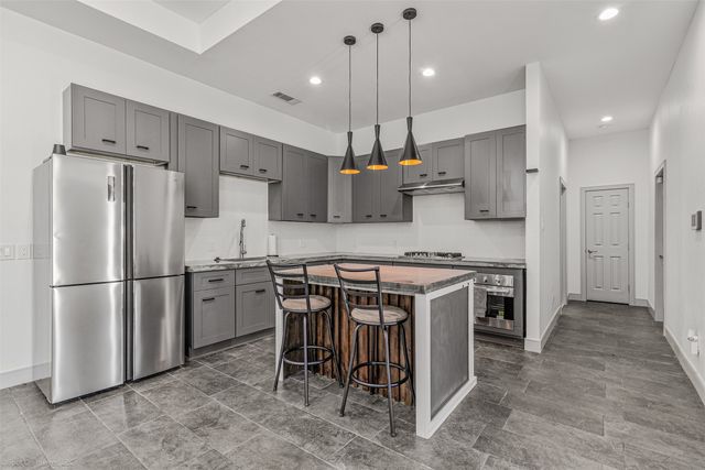 369 Pine Chase Street, Van, TX 75790