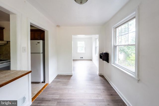 2419 N DICKERSON ST N, Arlington, VA 22207