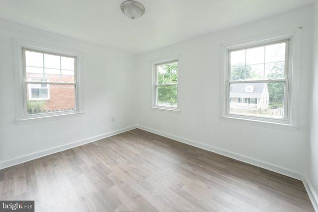 2419 N DICKERSON ST N, Arlington, VA 22207
