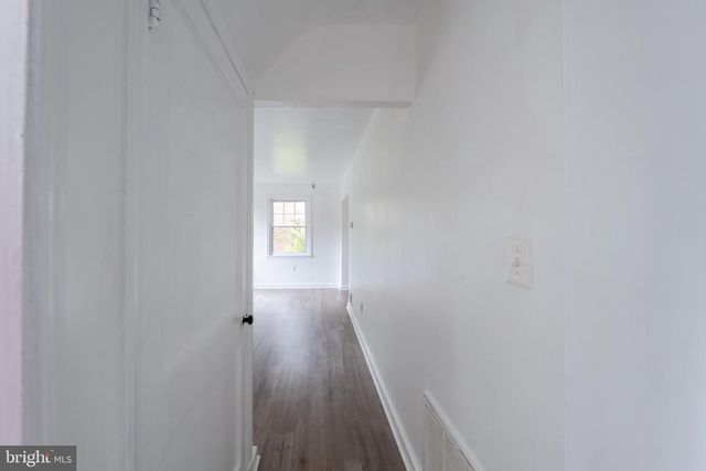 2419 N DICKERSON ST N, Arlington, VA 22207