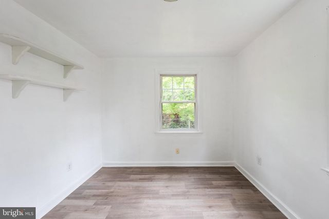 2419 N DICKERSON ST N, Arlington, VA 22207