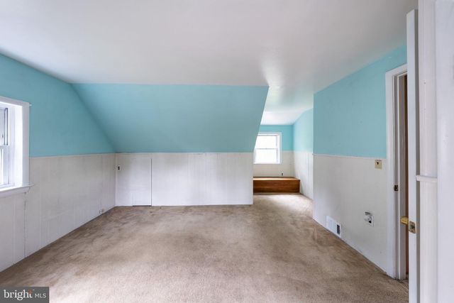 2419 N DICKERSON ST N, Arlington, VA 22207