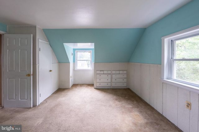 2419 N DICKERSON ST N, Arlington, VA 22207