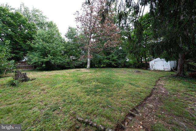 2419 N DICKERSON ST N, Arlington, VA 22207
