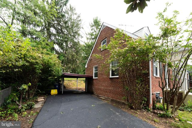 2419 N DICKERSON ST N, Arlington, VA 22207