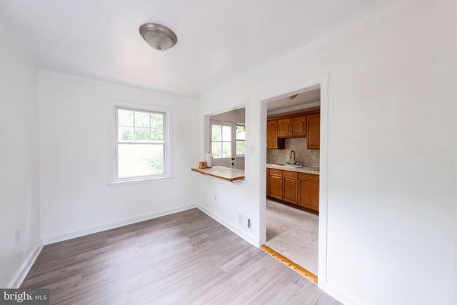 2419 N DICKERSON ST N, Arlington, VA 22207