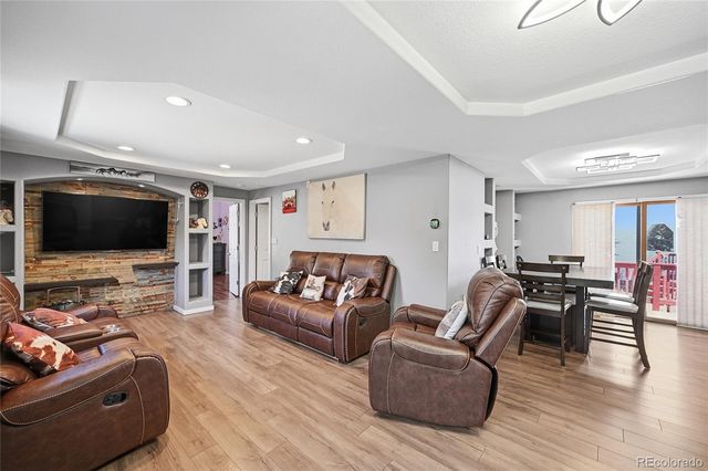 4210 E 100th Ave, Thornton, CO 80229