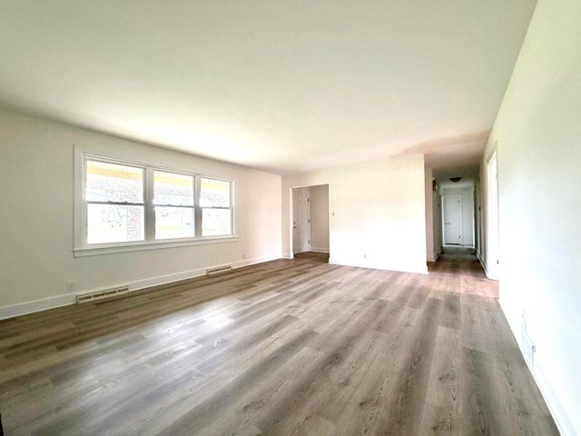 604 E Lexington Street, Harrodsburg, KY 40330