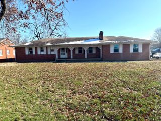 604 E Lexington Street, Harrodsburg, KY 40330