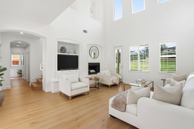 1965 Saint Andrews Circle, Gilroy, CA 95020