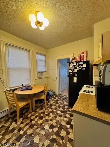 701 Grier Ave, Elizabeth City, NJ 07202