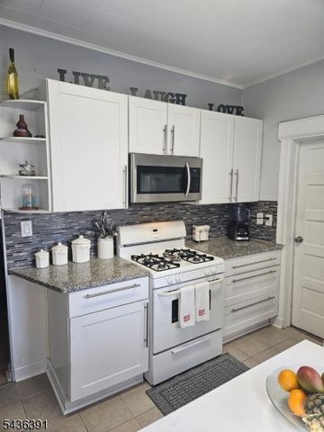 701 Grier Ave, Elizabeth City, NJ 07202