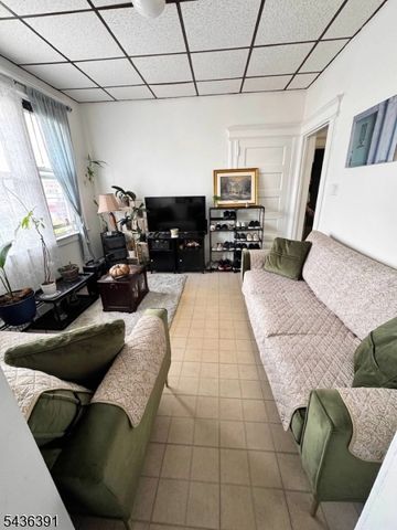 701 Grier Ave, Elizabeth City, NJ 07202