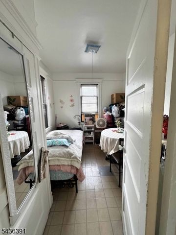 701 Grier Ave, Elizabeth City, NJ 07202