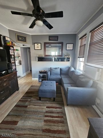 701 Grier Ave, Elizabeth City, NJ 07202