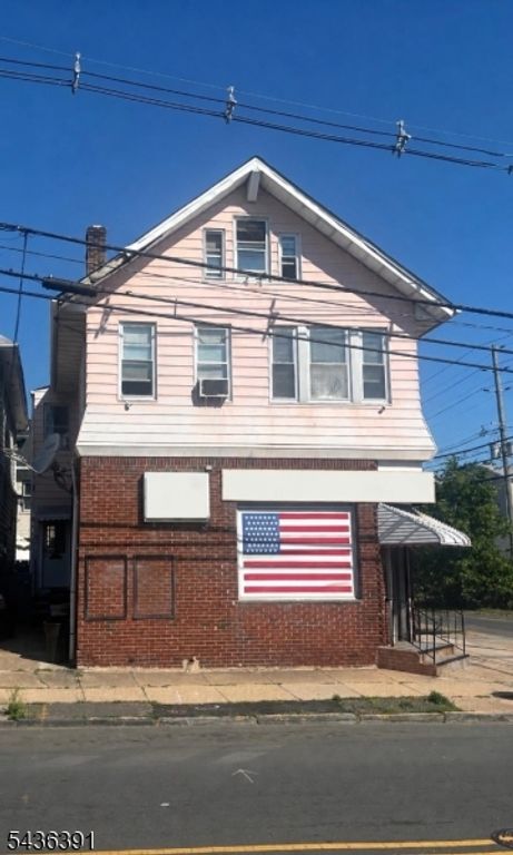 701 Grier Ave, Elizabeth City, NJ 07202
