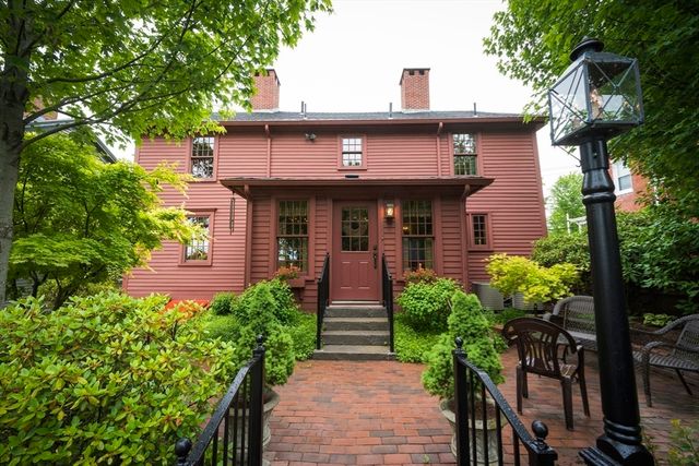 1029 Main Street, Leicester, MA 01524